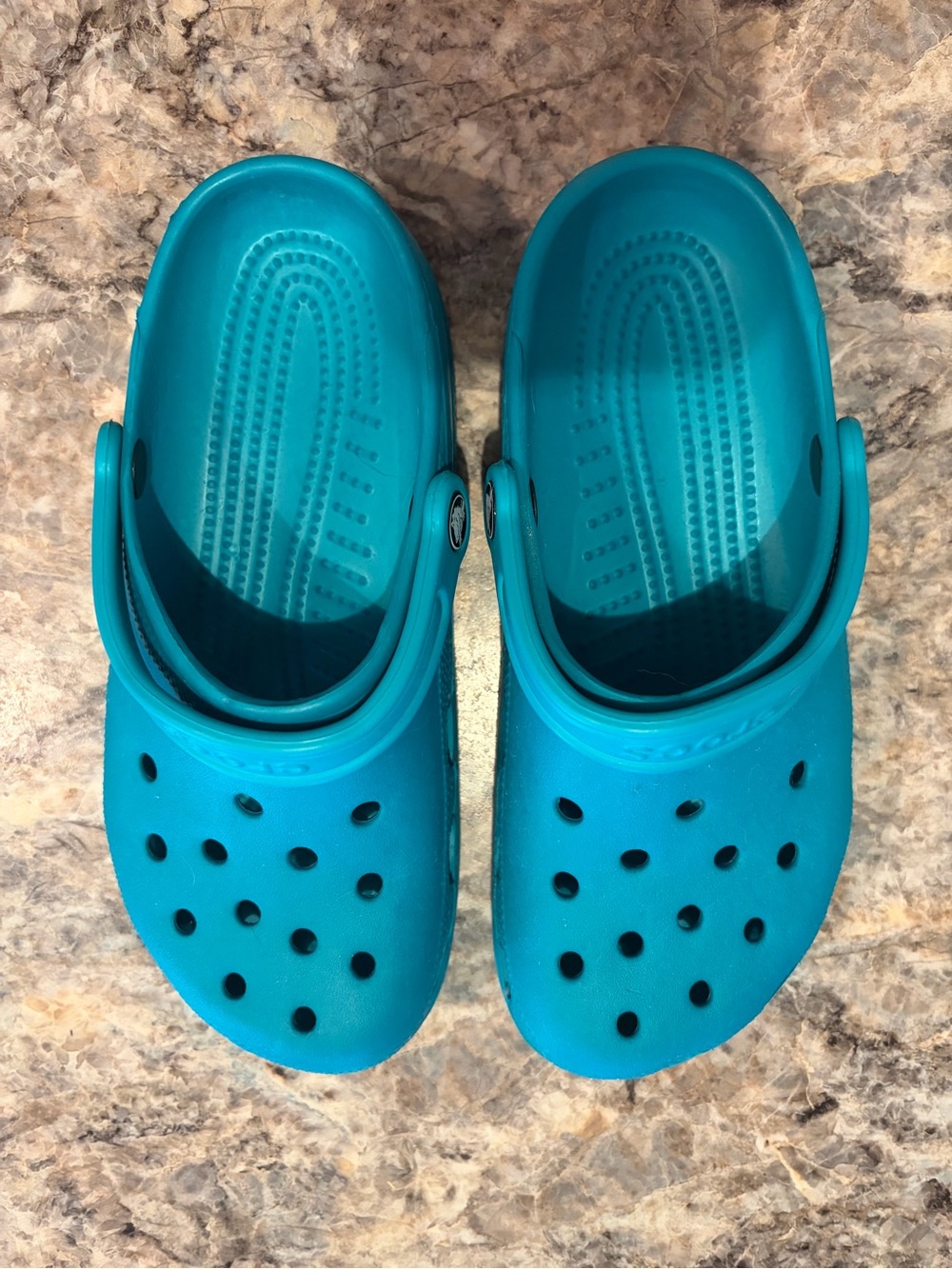 CROCS Unisex Green - Picture 2 of 5